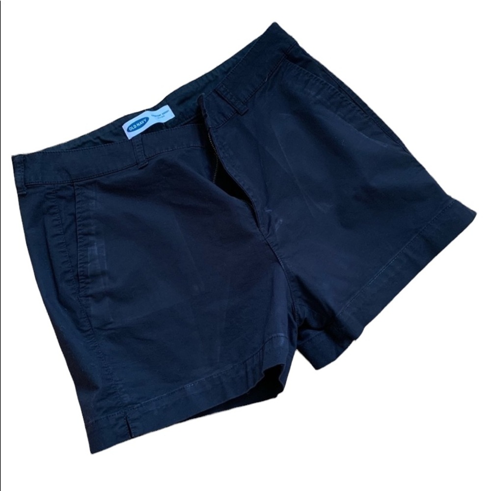 Women’s  Old Navy high-rise black shorts  Size 12